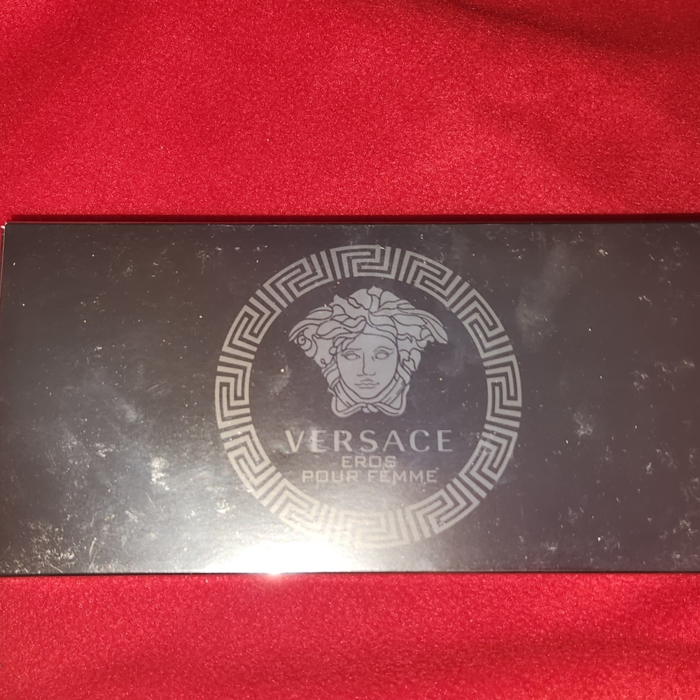 - Versace Eros Pour Femme Set